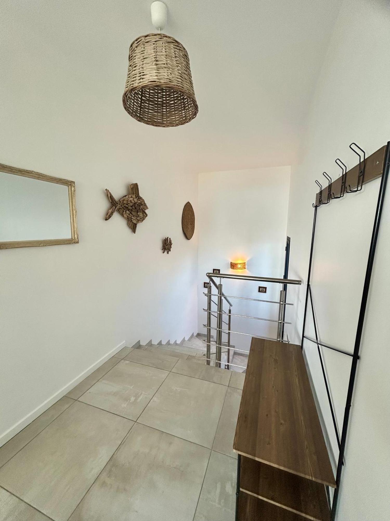 Appartement Luxe Le Levant Hyères Exterior foto