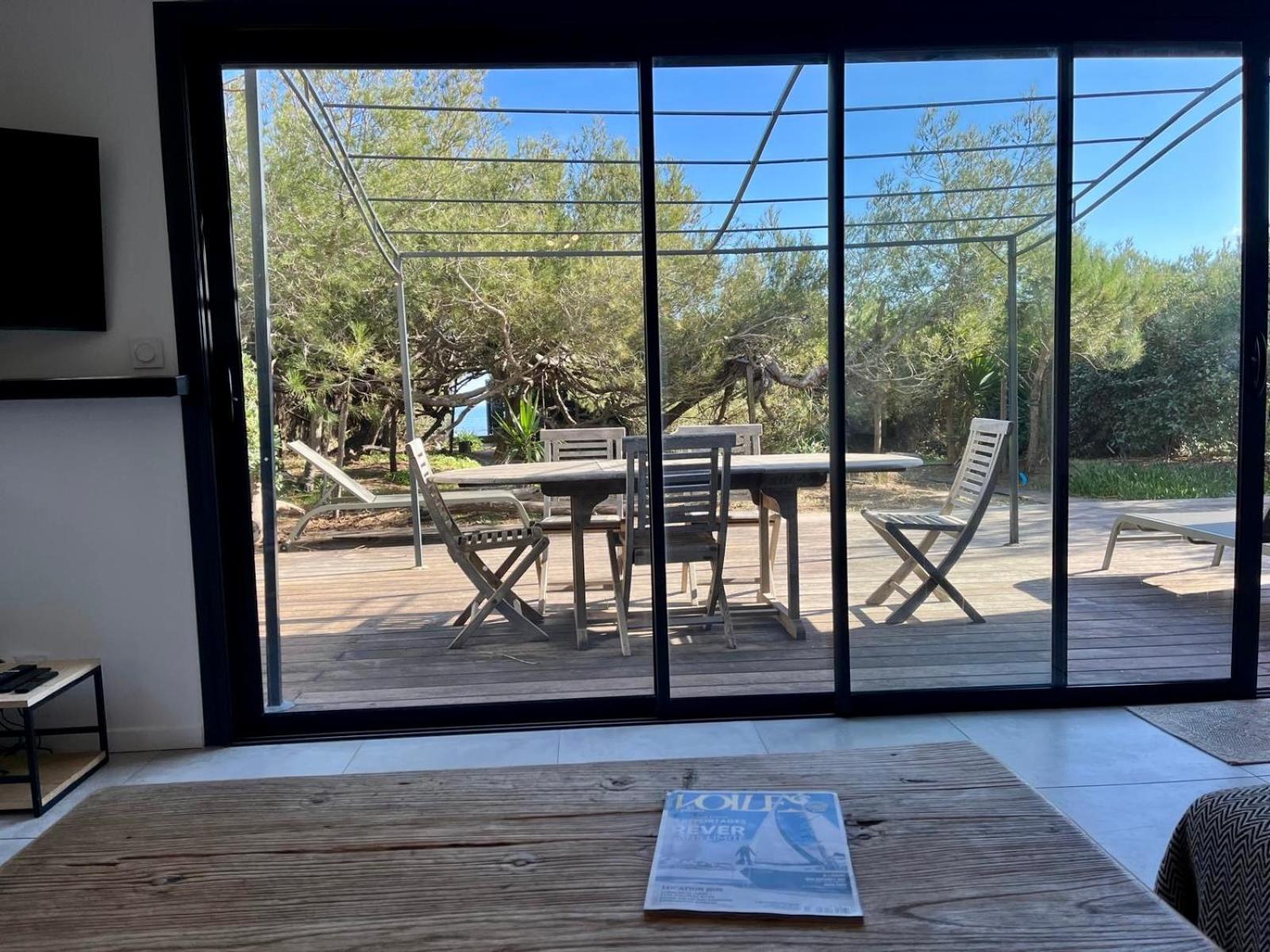 Appartement Luxe Le Levant Hyères Exterior foto